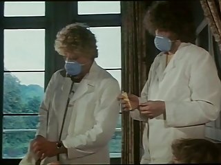 Beobachten porn blowjob in der toilette nur de trompe l ' oeil sohn von marie !!!