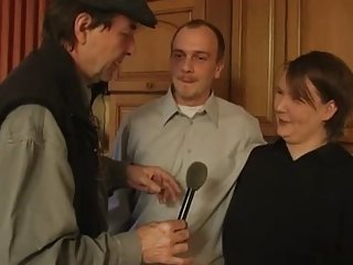 Porno sex video untersuchung schritt sohn stiefmutter erwischt masturbiert und gefickt