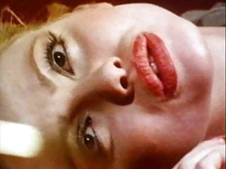 Beobachten sie den porno die werbefilme schule lesben